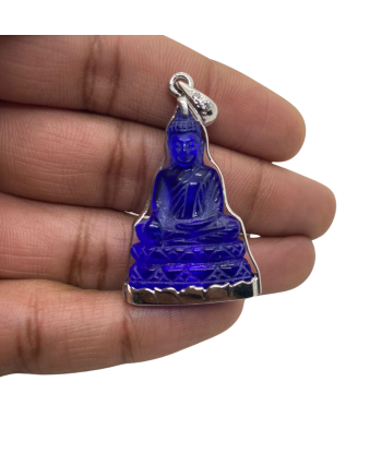 Pendentif Bouddha Bhumisparsha Mudrā en cristal bleu rembourrage situé sous