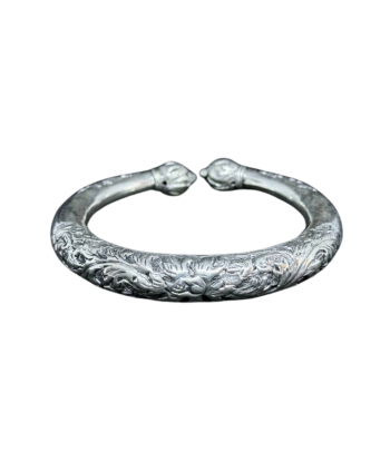 Bracelet Khmer Traditionnel en argent Phum Alanka hantent personnes